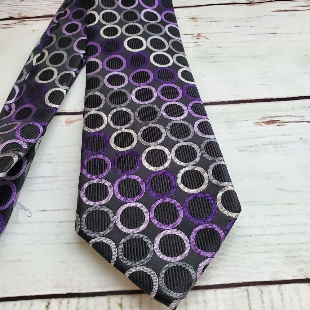 Michael Kors tie - Picture 3 of 3